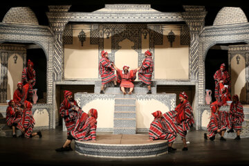 Festival de théâtre Fajr : en image le huitième jour