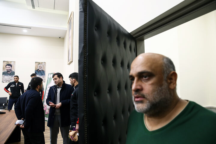 خبرنگاران را راه ندادند/ علی‌عسگر بدون رقیب در انتخابات کشتی تهران 