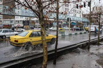 بارش باران و برف در ۱۸ استان/ اردبیل و ۳ استان ساحلی خزر بیشترین بارش را دریافت می‌کنند