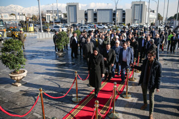 Celebrado el aniversario de la llegada del Imam Jomeini a Irán 
