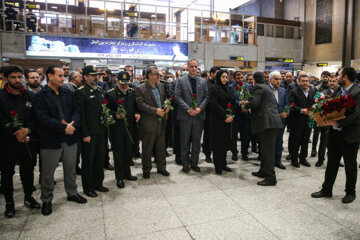 Celebrado el aniversario de la llegada del Imam Jomeini a Irán 
