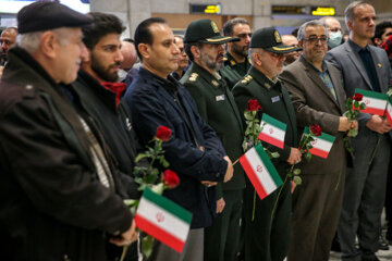 Celebrado el aniversario de la llegada del Imam Jomeini a Irán 
