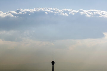 Téhéran ce mercredi 1er février 2023 : la pollution s'en va après la pluie