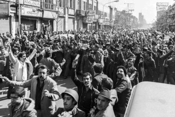 Calendrier de la révolution iranienne, le peuple 