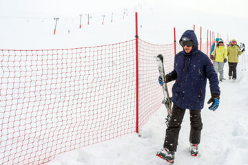 Esquiar en la pista Papaei