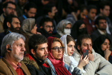 نشست مطبوعاتیِ فیلم «کت چرمی» (روز یکشنبه ۱۶ بهمن ۱۴۰۱) در سانس دوم از پنجمین روز چهل و یکمین جشنواره فیلم فجر برای اصحاب رسانه و جامعه منتقدان در سینمای رسانه (پردیس سینمایی ملت) با حضور«حسین میرزامحمدی» کارگردان، «کامران حجازی» تهیه‌کننده،«سارا حاتمی» بازیگر، «مسعود هاشمی نژاد» نویسنده، «آرمان فیاض» مدیر فیلمبرداری برگزار شد