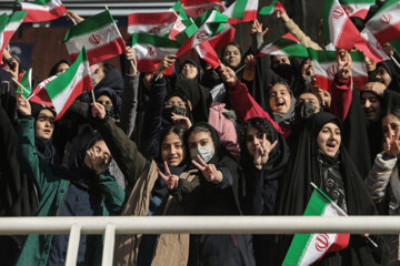 جشن دختران انقلاب جشن دختران انقلاب