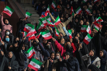 جشن دختران انقلاب جشن دختران انقلاب