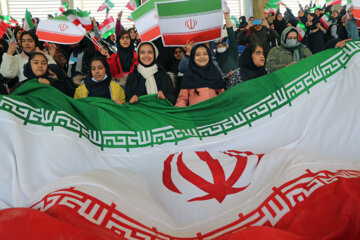 Celebración de las Hijas de la Revolución en Mashhad
