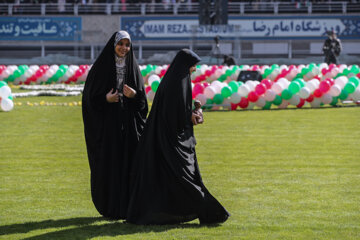 Les filles à Machhad organisent une fête à l’occasion de l’anniversaire de la Révolution islamique    