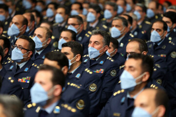 دیدار جمعی از فرماندهان نیروی هوایی با رهبر انقلاب
