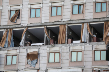 Las operaciones de búsqueda y rescate continúan en Turquía tras el terremoto
