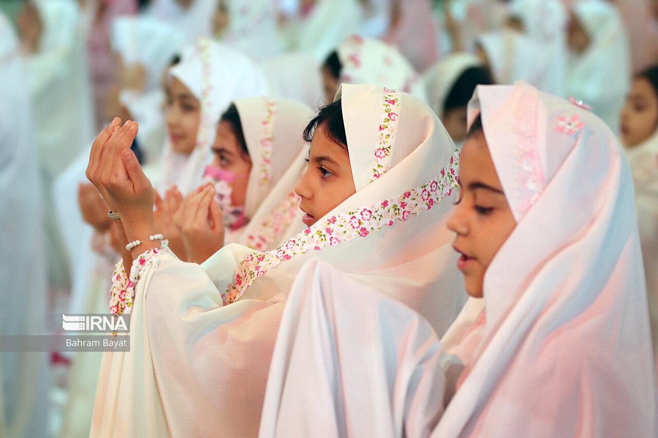 نماز جماعت در ۲۴۰ مدرسه قشم اقامه می شود