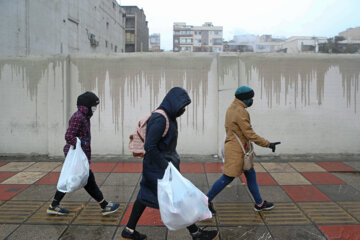 La nieve cubre de blanco Teherán