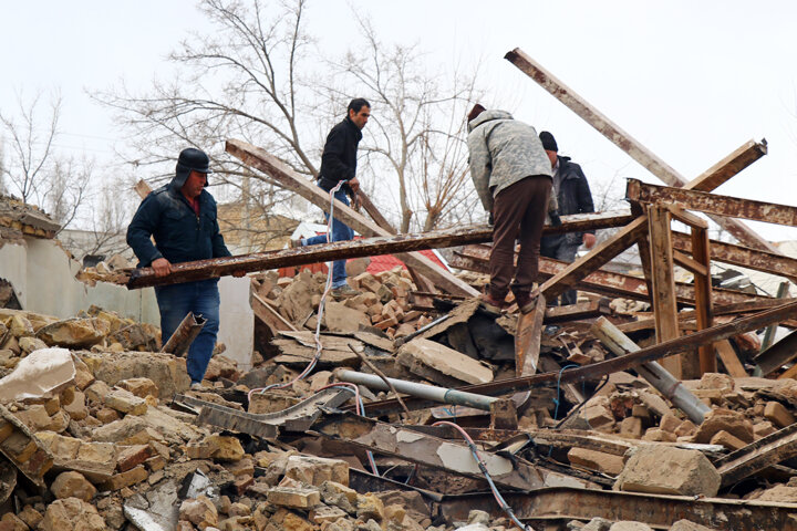بازسازی ۲ مدرسه تخریبی بر اثر زلزله در خوی آغاز شد