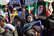 ABD’li Eski Subay: İran halkı, Rehber’ini seviyor