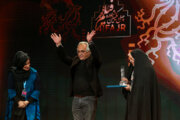 چهل‌ویکمین جشنواره بین‌المللی فیلم فجر به ایستگاه پایانی رسید/«غریب» رکورددار شد