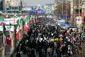 راهپیمایی ۲۲ بهمن در تهران