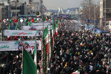 راهپیمایی چهل و چهارمین بهار انقلاب در تهران