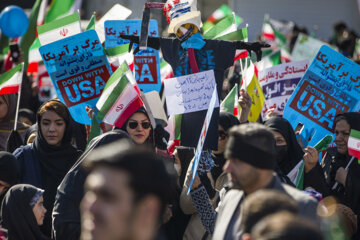 راهپیمایی چهل و چهارمین بهار انقلاب- کرمانشاه