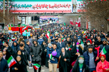 حماسه ۲۲ بهمن پیمان خلل‌ناپذیر ملت بزرگ ایران را به تصویر کشید 