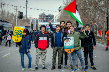 راهپیمایی چهل و چهارمین بهار انقلاب- کرج