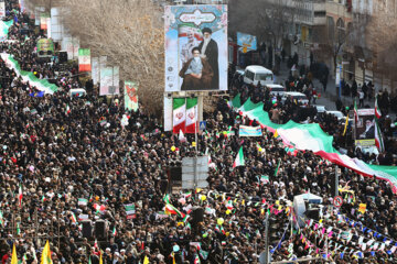 راهپیمایی چهل و چهارمین بهار انقلاب - تبریز