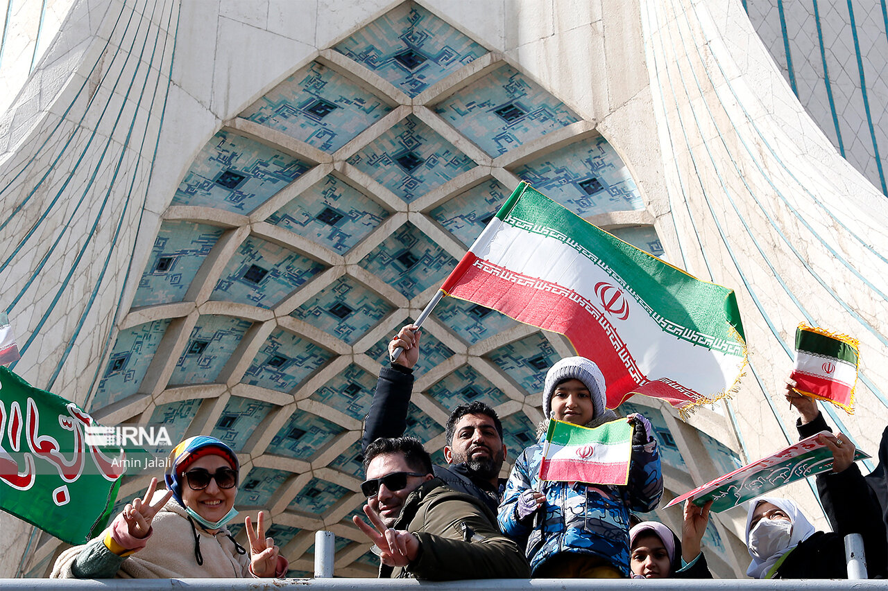 مردم ایران در ۲۲ بهمن صفحات نوینی از تاریخ طلایی را رقم می‌زنند