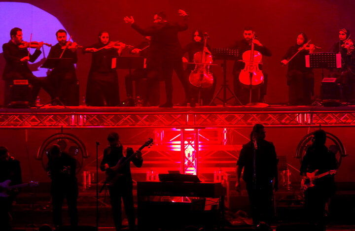 پژوهشگر موسیقی: خوانندگان پاپ، آهنگسازی نکنند 3 پژوهشگر موسیقی: خوانندگان پاپ، آهنگسازی نکنند/ برگزاری کنسرت دلیل موفقیت خواننده نیست