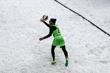 1er tournoi snow volley-ball en Iran 