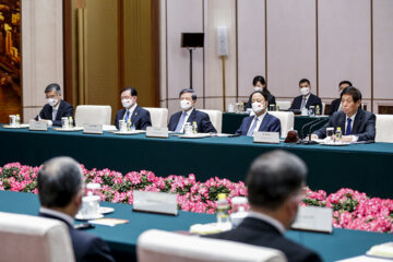 Première journée de la visite officielle du président iranien à Pékin