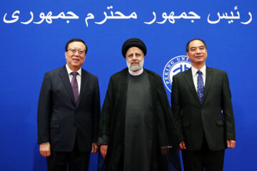 La ceremonia de entrega de título académico honorario de la Universidad de Pequín al presidente iraní 
