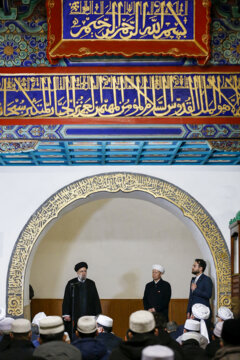 Le président iranien visite la mosquée historique Dongsi à Pékin