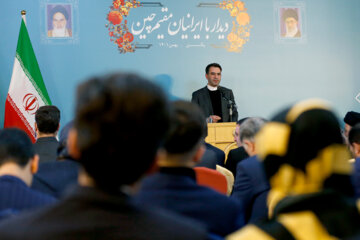 Rencontre des Iraniens vivant en Chine avec le Président de la République islamique d’Iran, Ebrahim Raïssi, février 2023