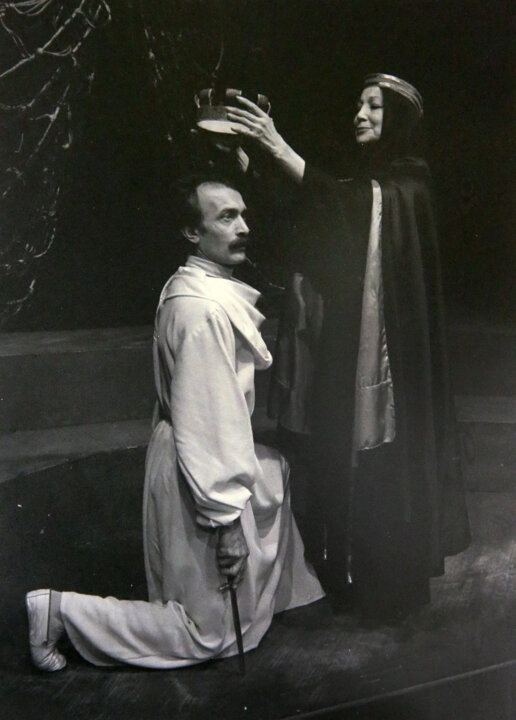 دکتری که روح خود را به شیطان فروخت/ شوخیهای جنسی ارتباطی با تعریف تئاتر ندارد