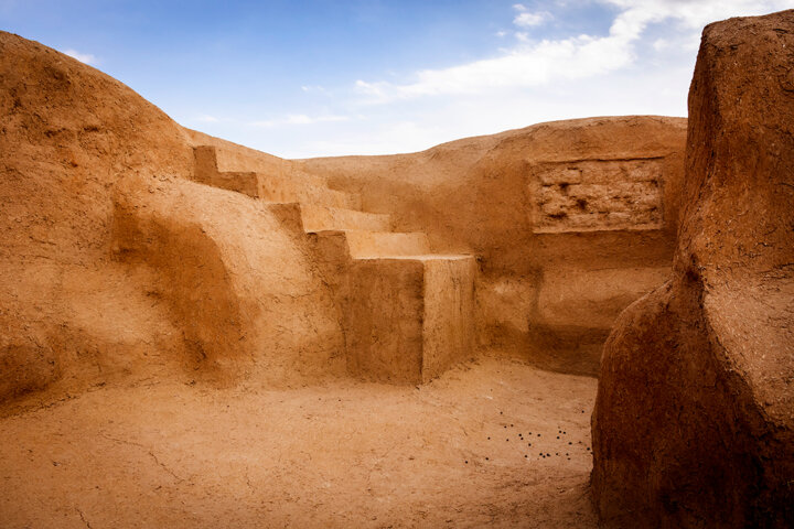 جابه‌جایی ریل راه آهن از دل تپه‌حصار دامغان، اولین گام برای ثبت جهانی