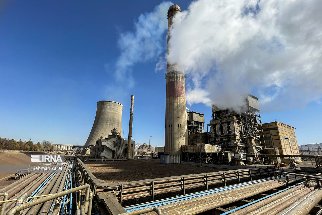 ساخت ماده ای نیمه هادی برای کاهش انتشار گرمای نیروگاه‌ها
