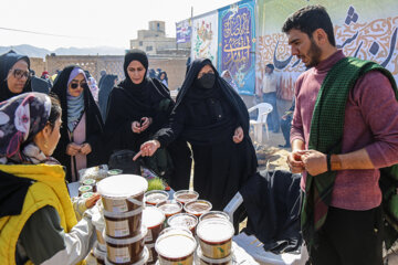 Festival de Samanoo à Daraq en Iran