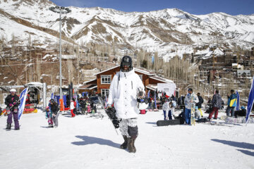 Las competiciones Snowboard en Teherán