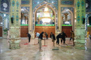 Desempolvadura de la mezquita Yamkaran