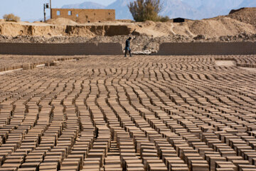 Fabrication traditionnelle de briques en Iran