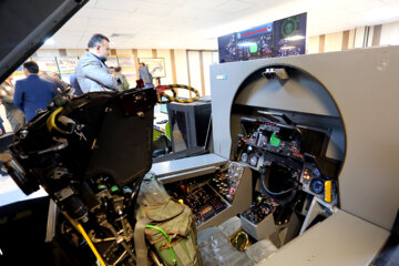 Iran : l'armée de l'air dévoile le premier simulateur de vol F-14