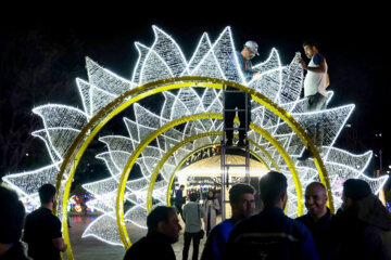 Festival de la luz en Teherán 
