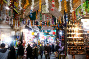 El bazar de Tabriz en víspera del aniversario del natalicio del Imam Mahdi
