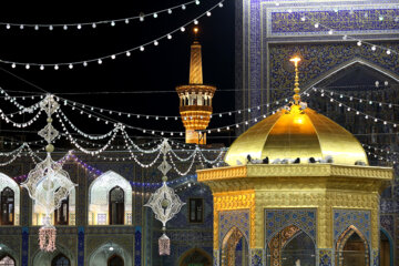 Reapertura del patio de Enghelab del Santuario Sagrado del Imam Reza (P)
