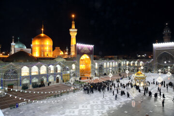 Reapertura del patio de Enghelab del Santuario Sagrado del Imam Reza (P)
