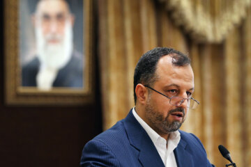 خاندوزی: کمیته مشترک سرمایه‌گذاری بین ایران و عمان تشکیل می‌شود