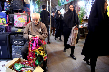 El Bazar de Tabriz en víspera del aniversario del natalicio del Imam Mahdi