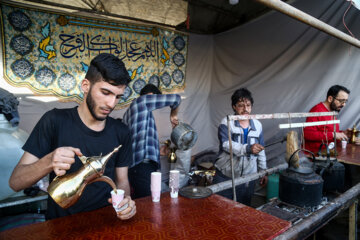 شب نیمه شعبان در مسجد مقدس جمکران