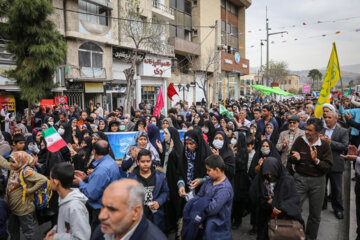 راهپیمایی منتظران ظهور در شیراز